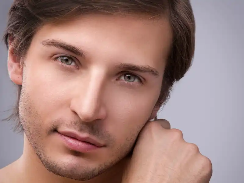 Upper Eyelid Surgery for Men